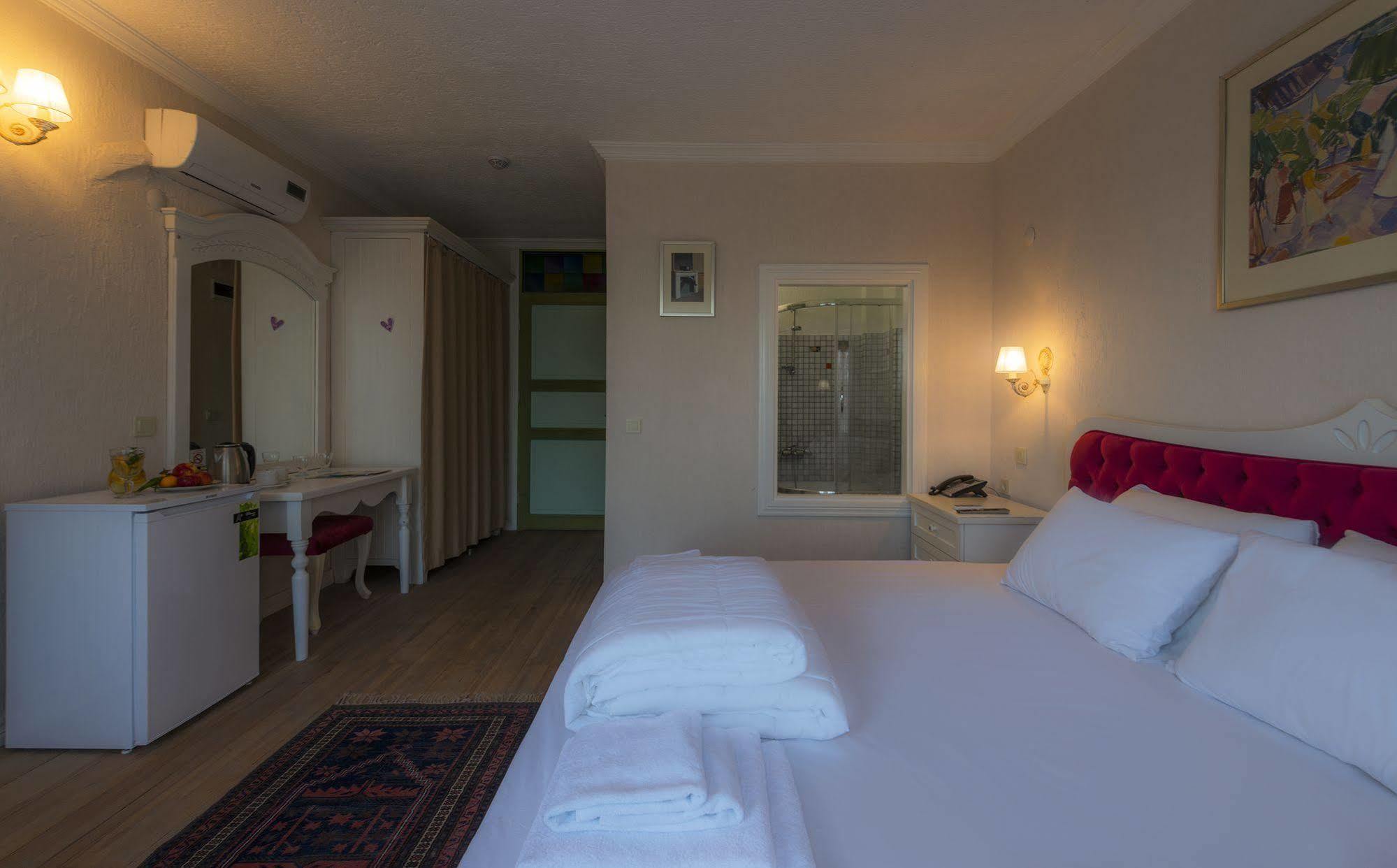 Aeneas Hotel Altinoluk Exterior photo